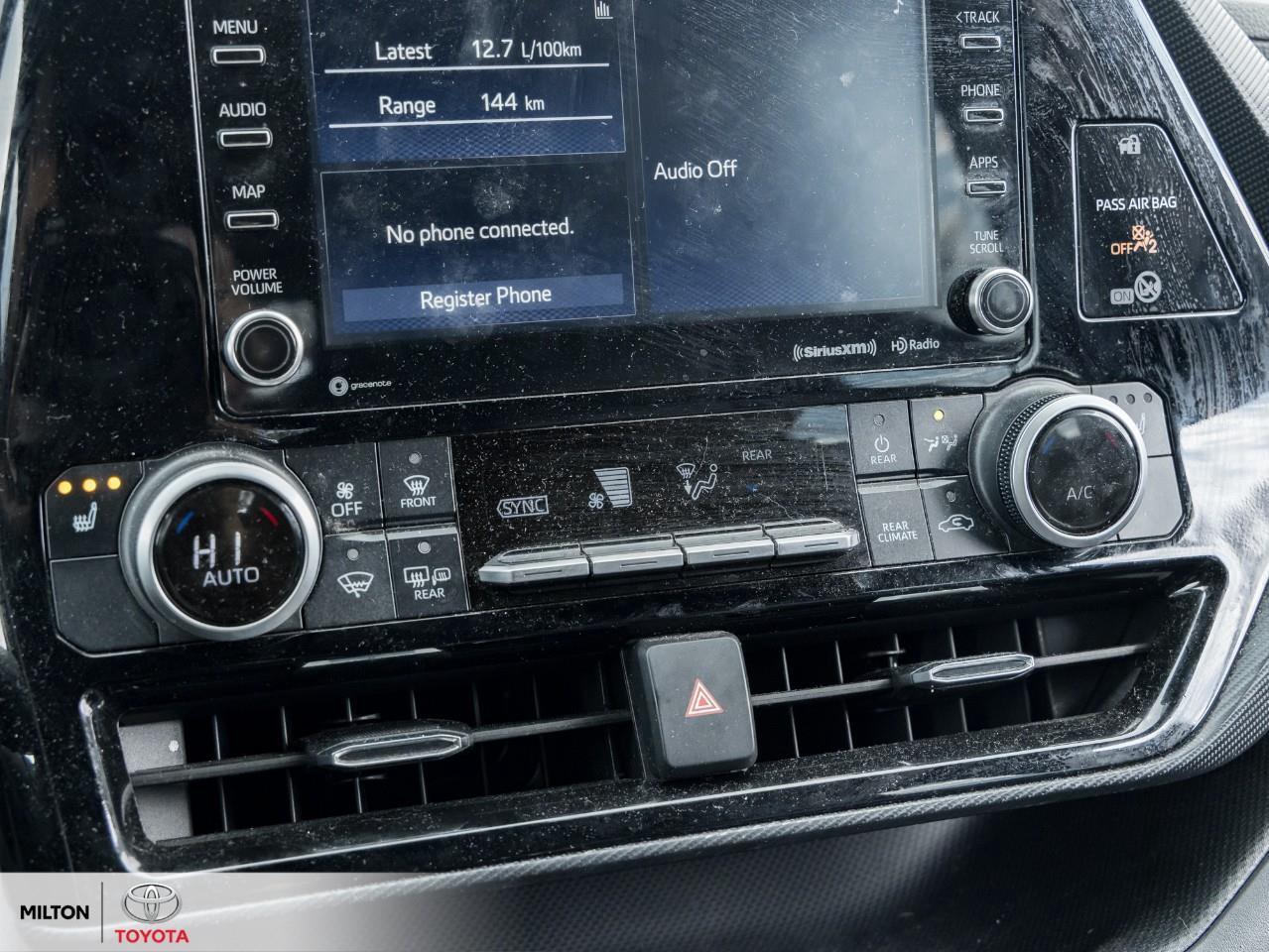 2021 Toyota Highlander LEATHER HEATED STEERING SUNROOF ONE OWNER XSE Photo