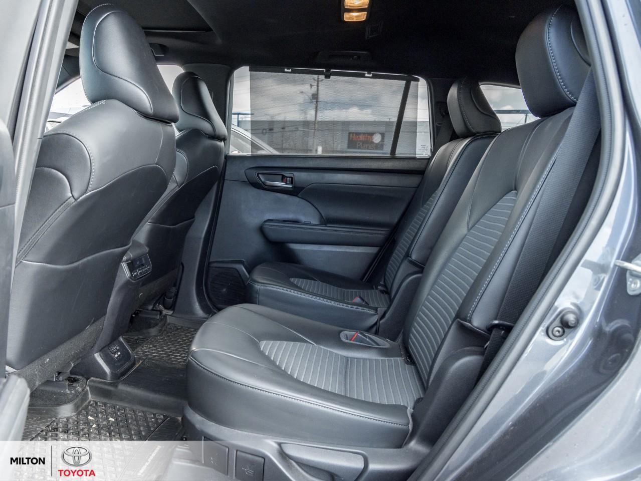 2021 Toyota Highlander LEATHER HEATED STEERING SUNROOF ONE OWNER XSE Photo