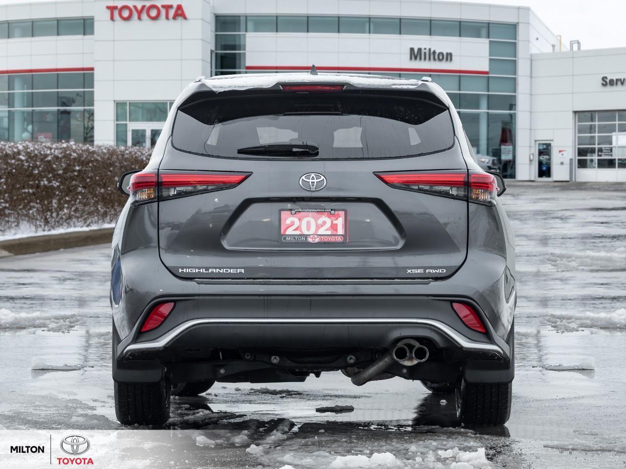 2021 Toyota Highlander LEATHER HEATED STEERING SUNROOF ONE OWNER XSE Photo