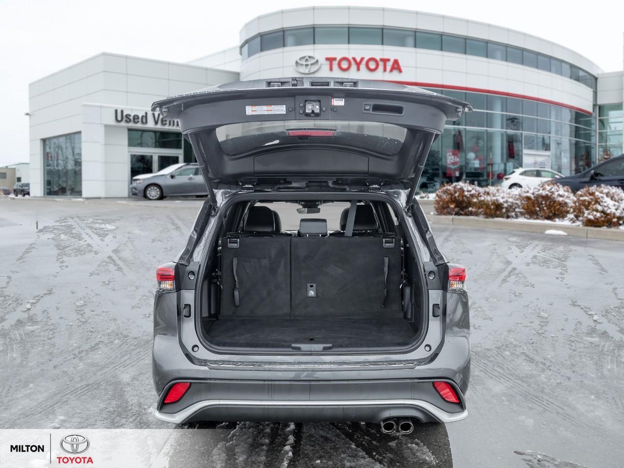 2021 Toyota Highlander LEATHER HEATED STEERING SUNROOF ONE OWNER XSE Photo