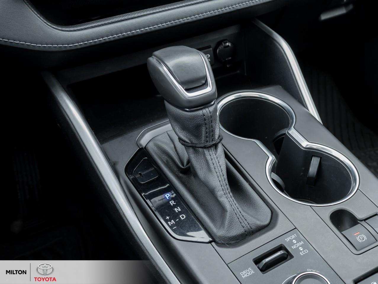 2021 Toyota Highlander LEATHER HEATED STEERING SUNROOF ONE OWNER XSE Photo