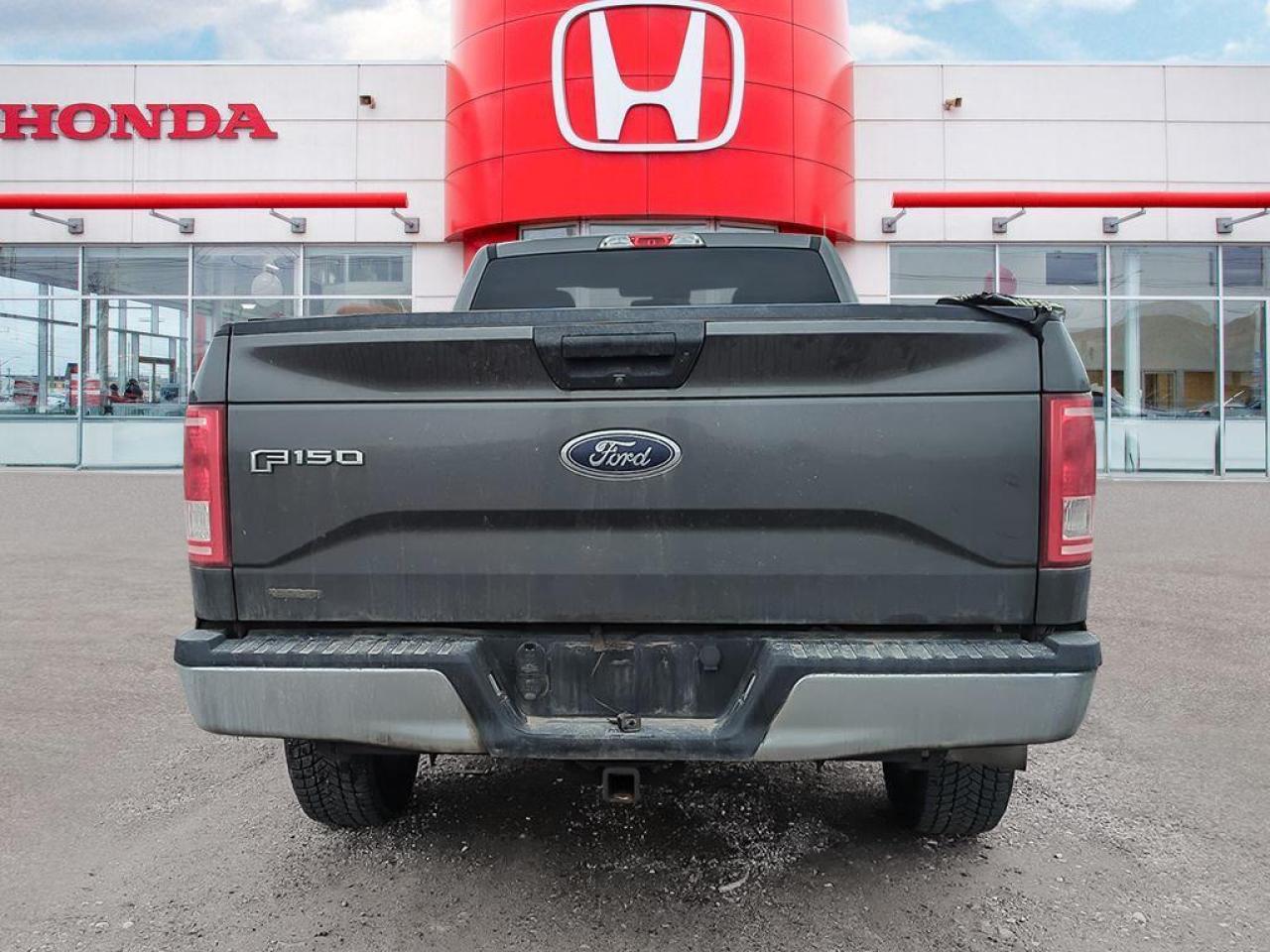 2017 Ford F-150 XLT Photo4