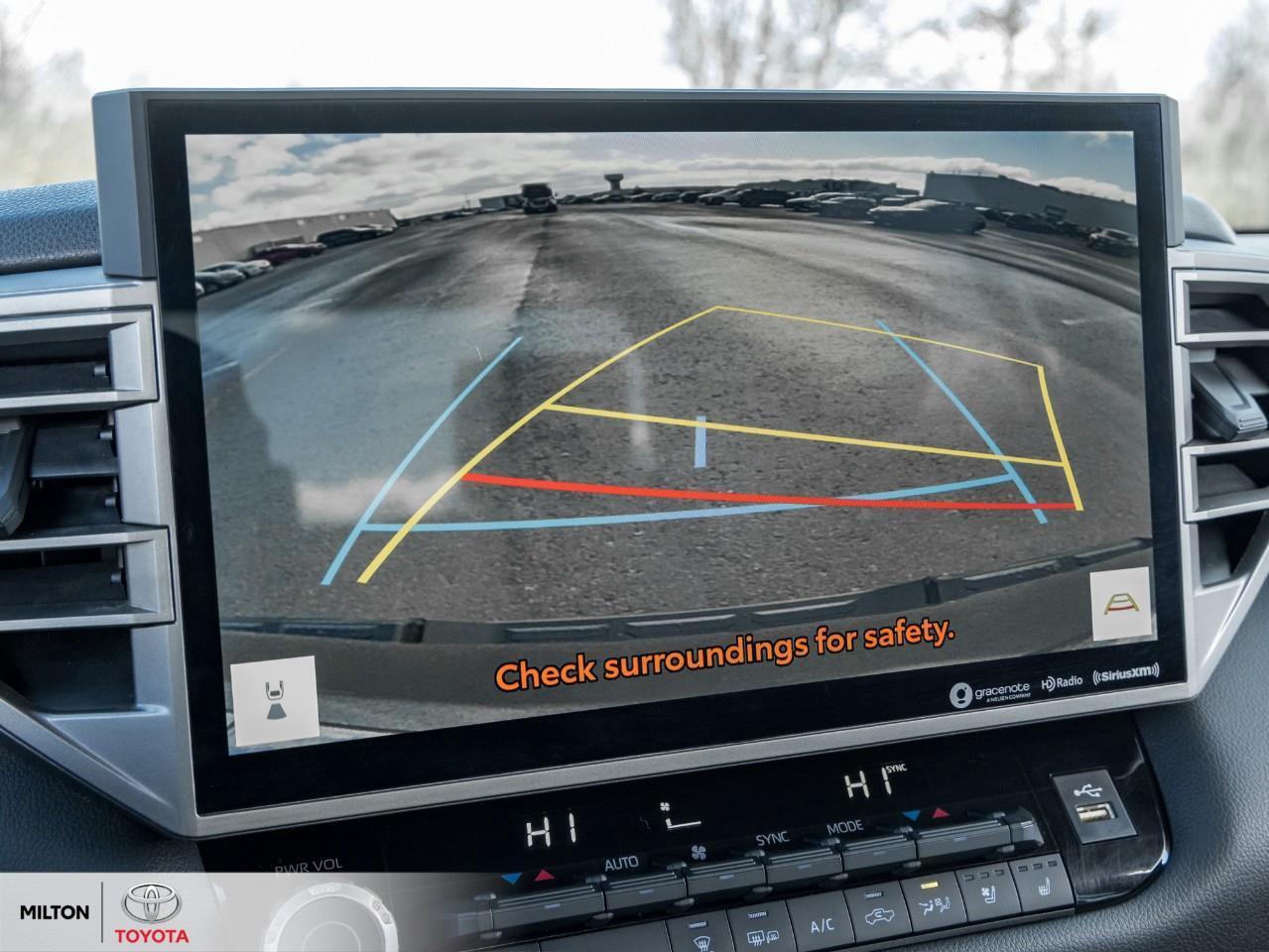 2022 Toyota Tundra LEATHER VENTILATED SEATS HEATED STEERING ONE OWNER Photo