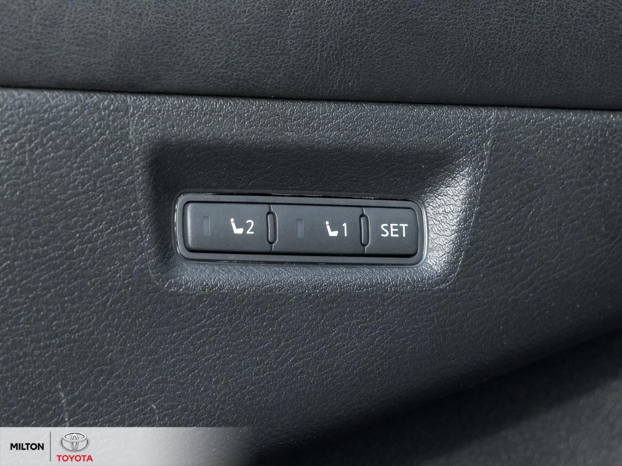 2017 Nissan Murano PANORAMIC ROOF LEATHER NAVIGATION HEATED STEERING Photo