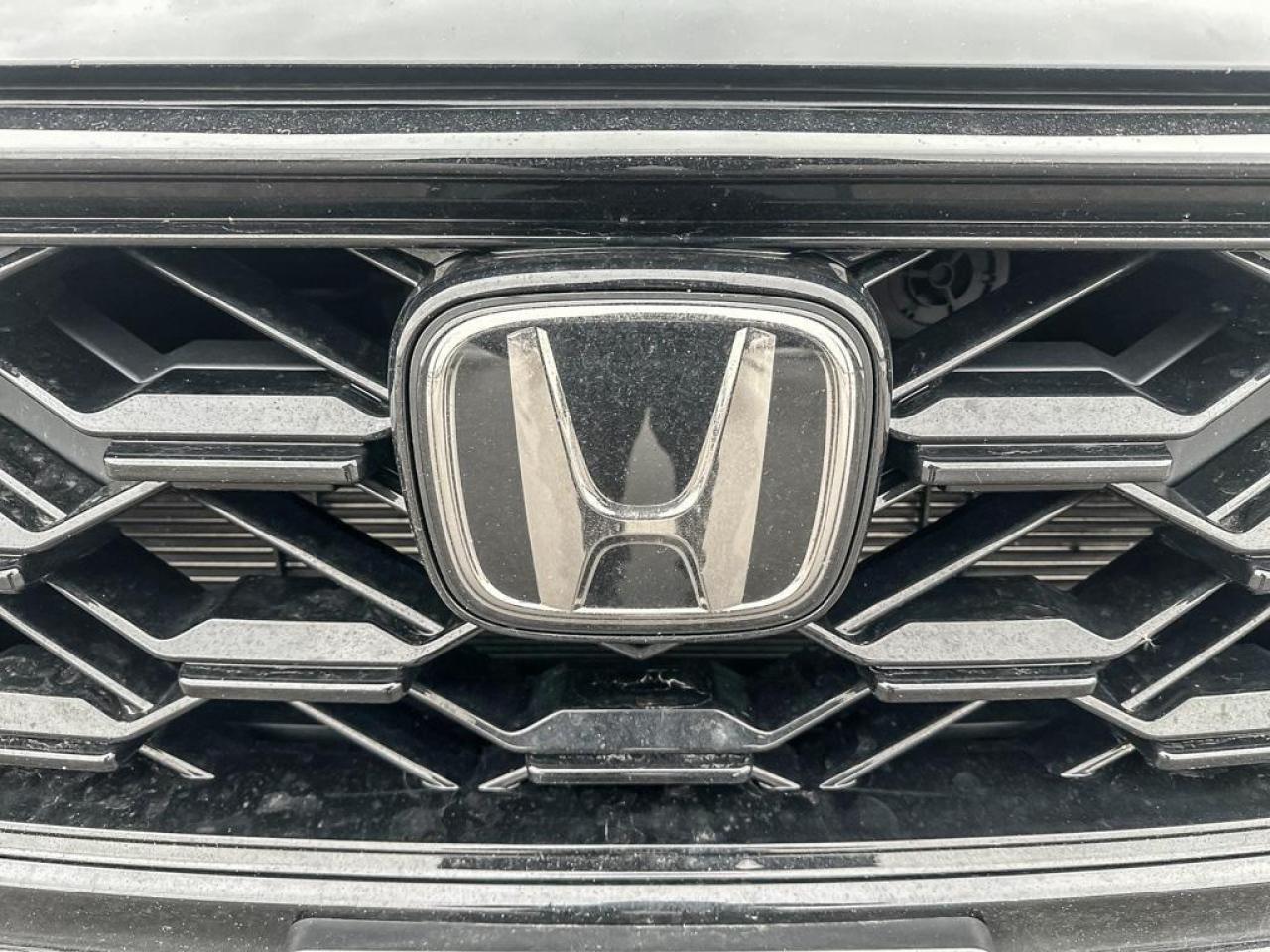 2024 Honda CR-V Hybrid Touring Photo