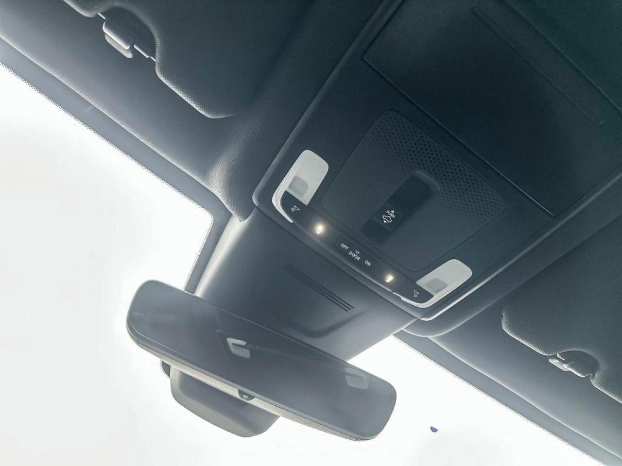 2024 Honda CR-V Hybrid Touring Photo