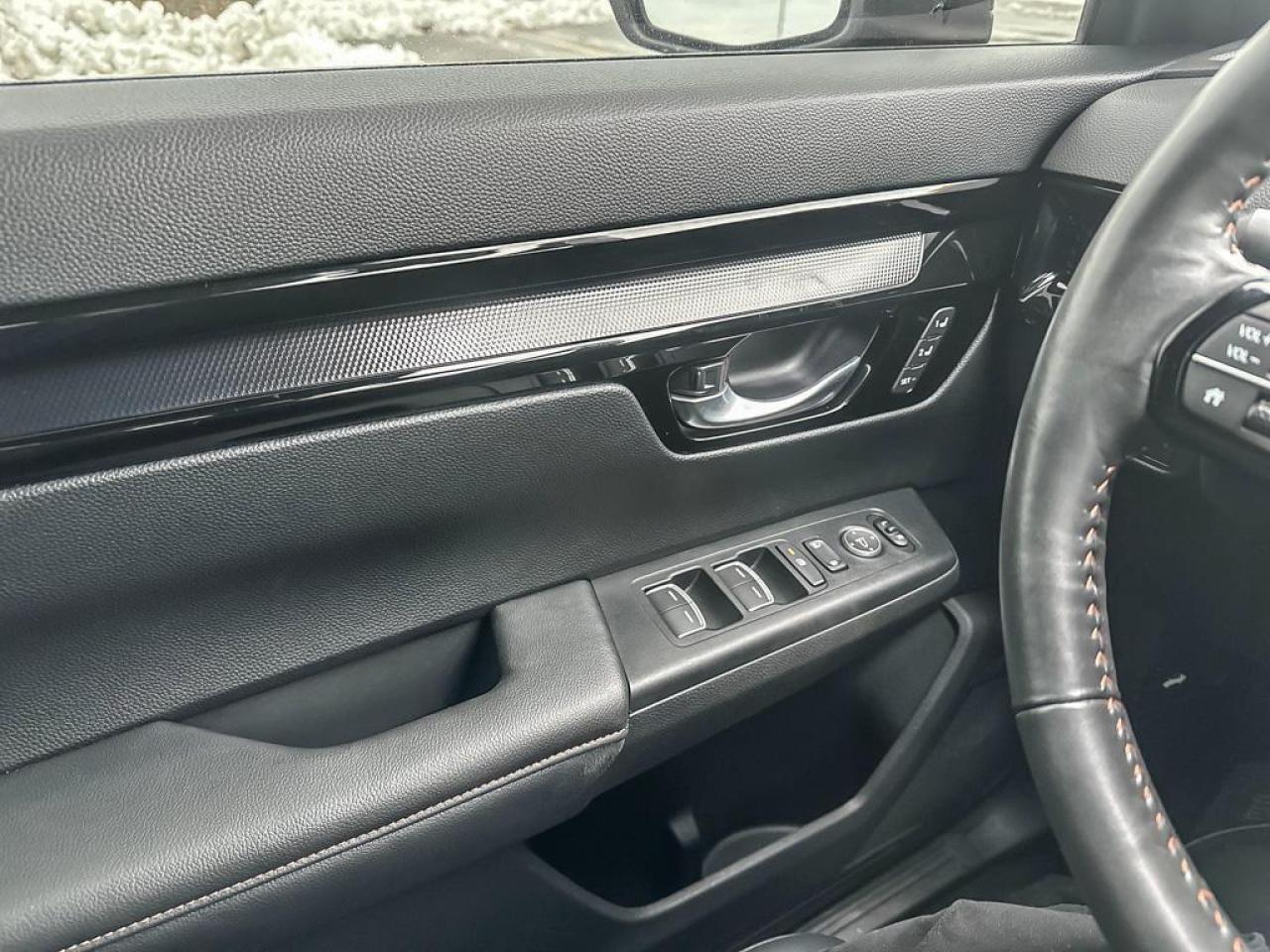 2024 Honda CR-V Hybrid Touring Photo