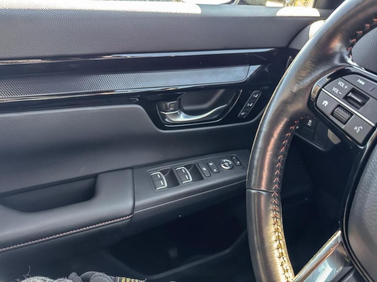 2024 Honda CR-V Hybrid Touring Photo