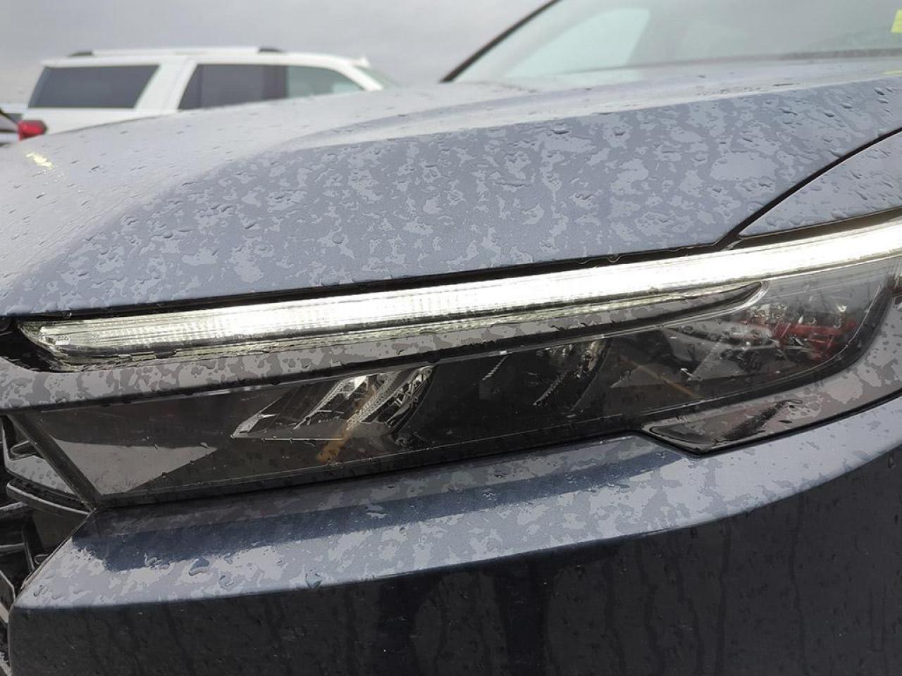 2025 Honda CR-V Hybrid Touring Photo