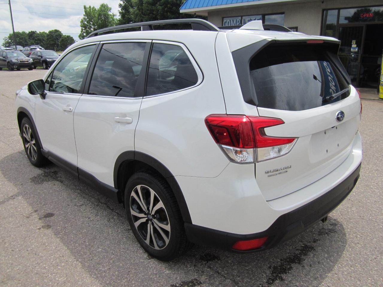 2020 Subaru Forester 2.5i Limited EyeSight ONE OWNER NO ACCIDENTS Photo