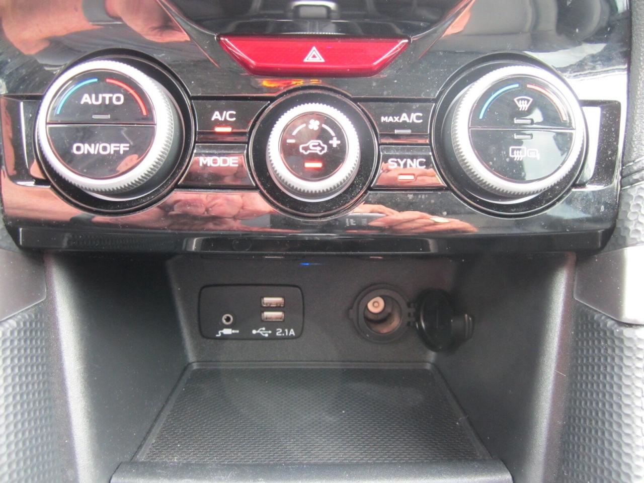 2020 Subaru Forester 2.5i Limited EyeSight ONE OWNER NO ACCIDENTS Photo