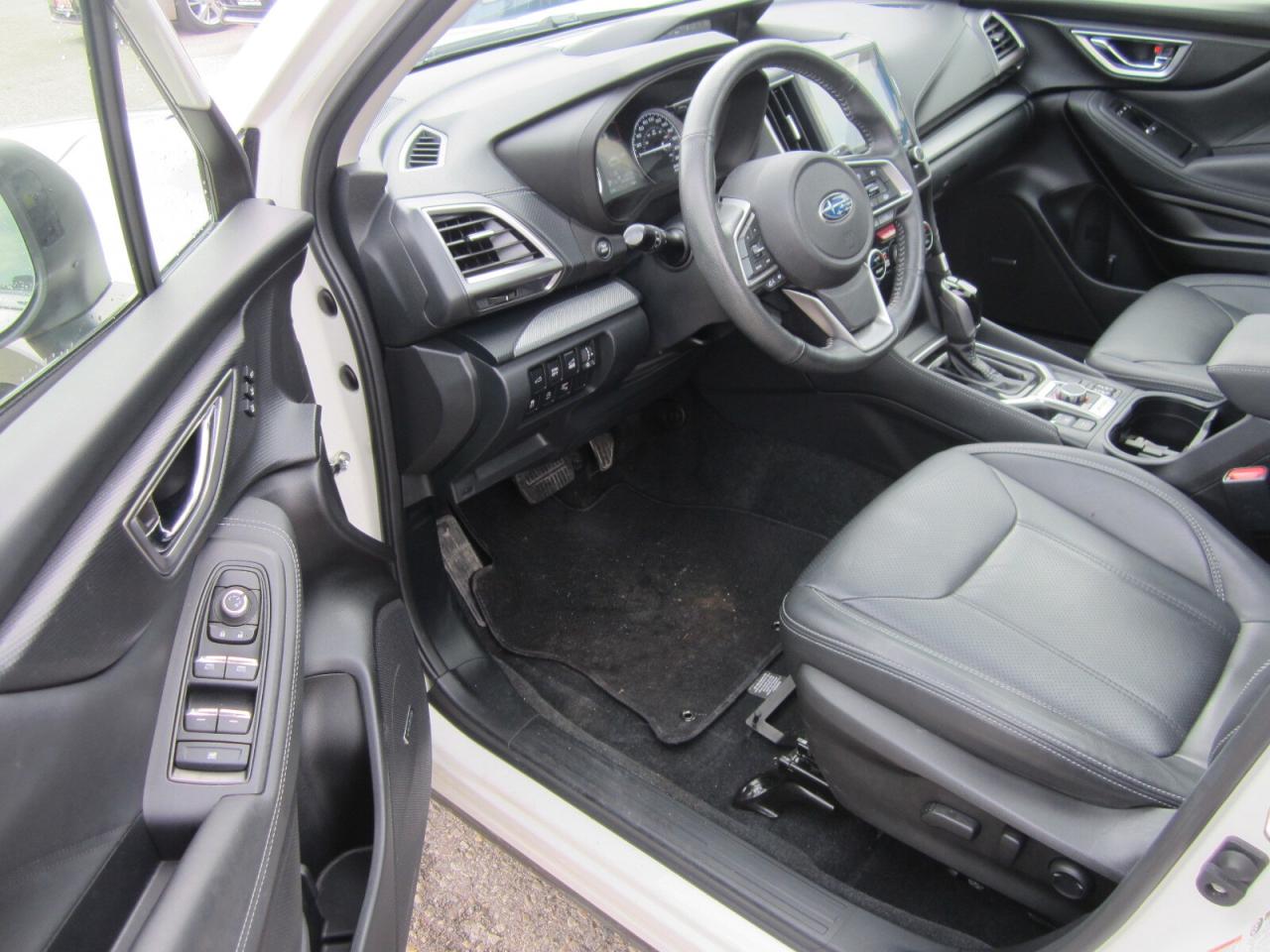 2020 Subaru Forester 2.5i Limited EyeSight ONE OWNER NO ACCIDENTS Photo