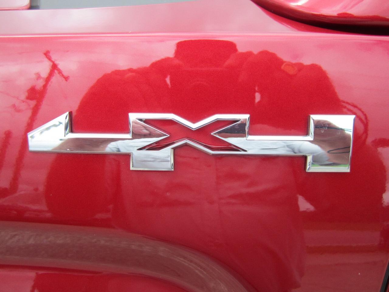 2018 GMC Sierra 1500 4WD Crew Cab 153.0  SLE ONE OWNER NO ACCIDENTS Photo