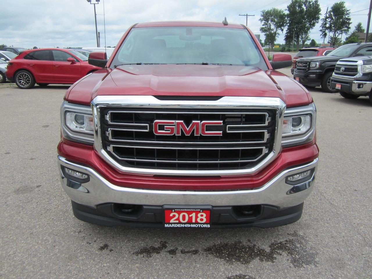 2018 GMC Sierra 1500 4WD Crew Cab 153.0  SLE ONE OWNER NO ACCIDENTS Photo3