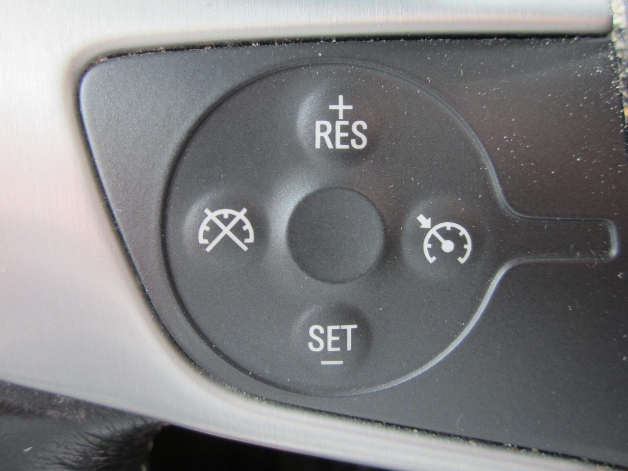 2018 GMC Sierra 1500 4WD Crew Cab 153.0  SLE ONE OWNER NO ACCIDENTS Photo