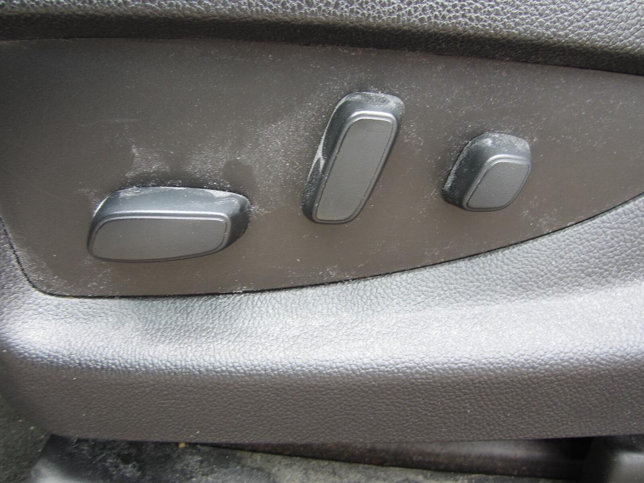 2018 GMC Sierra 1500 4WD Crew Cab 153.0  SLE ONE OWNER NO ACCIDENTS Photo