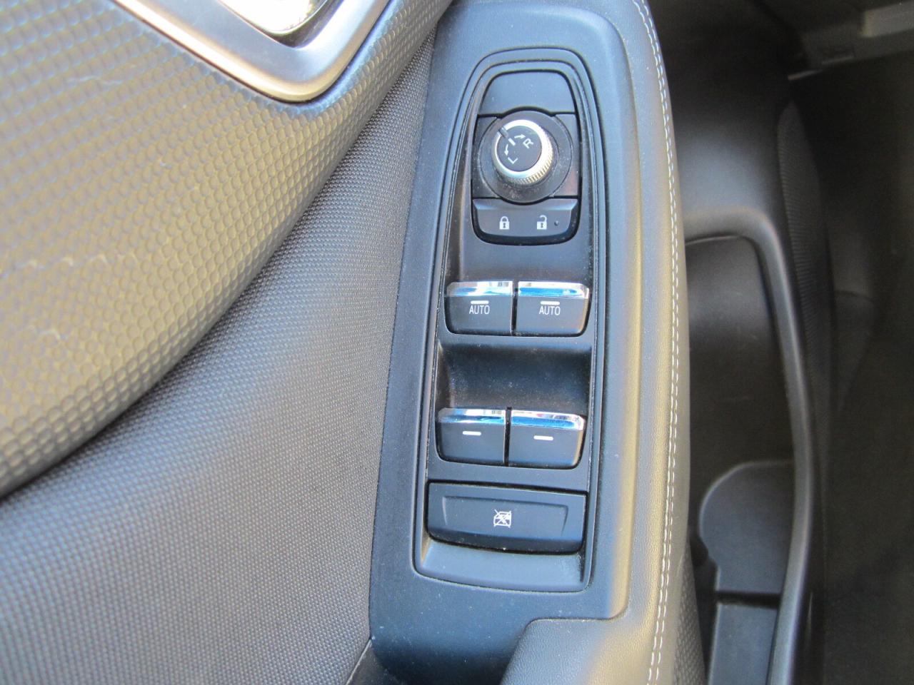 2022 Subaru Forester Touring CVT EYESIGHT ONE OWNER NO ACCIDENTS Photo