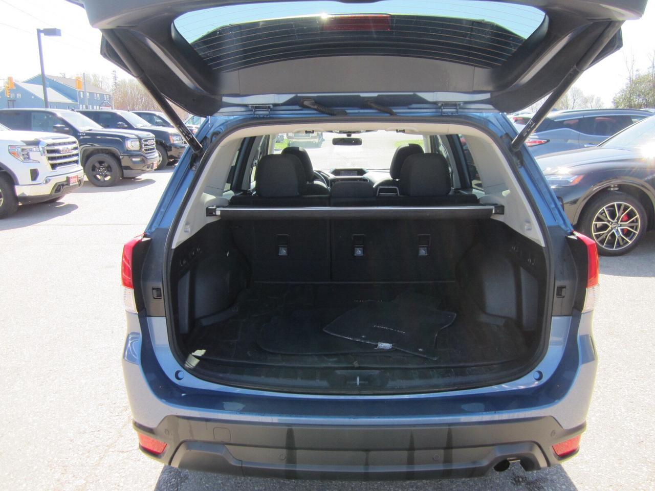 2022 Subaru Forester Touring CVT EYESIGHT ONE OWNER NO ACCIDENTS Photo