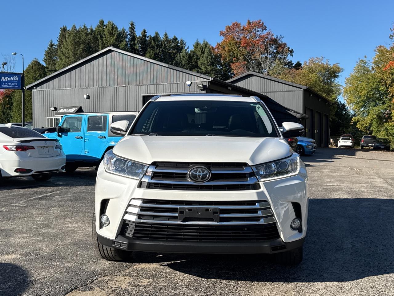 2018 Toyota Highlander XLE, BSM, Nav, Back Up Cam, Bluetooth Photo