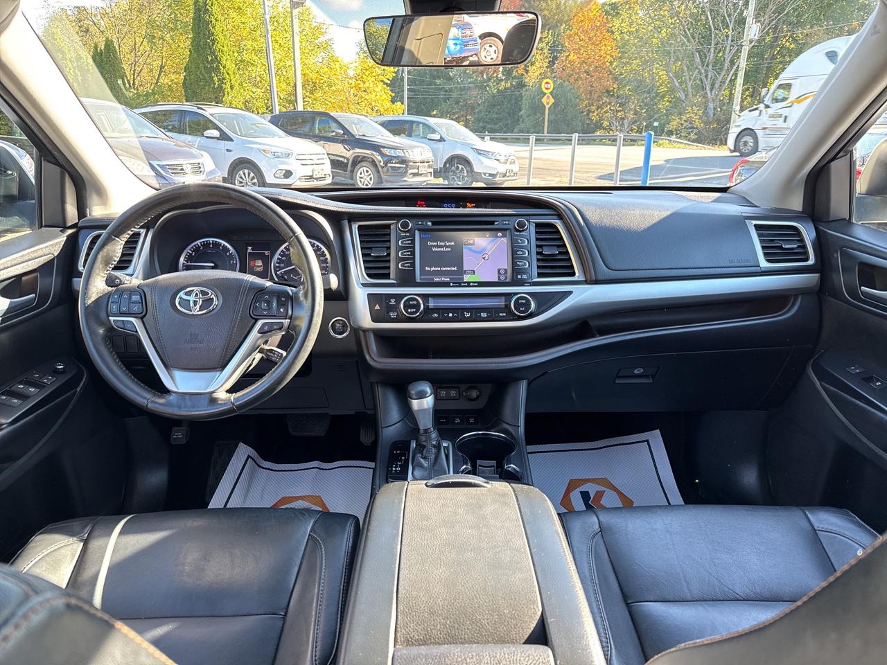 2018 Toyota Highlander XLE, BSM, Nav, Back Up Cam, Bluetooth Photo