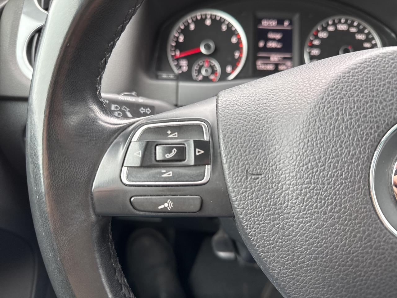 2017 Volkswagen Tiguan Wolfsburg Edition, Bluetooth, Back Up Cam Photo