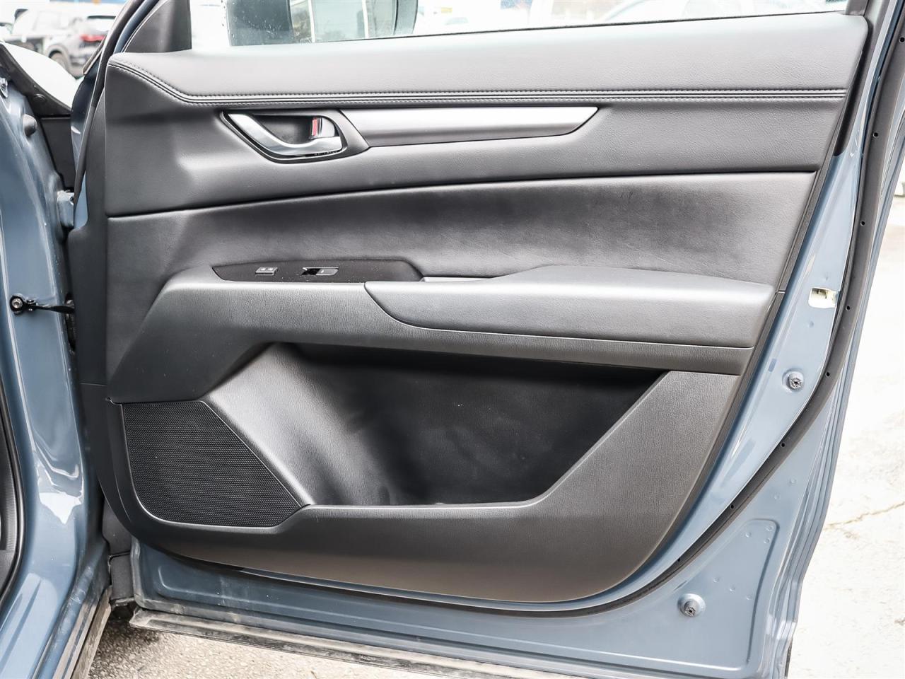 2024 Mazda CX-5 AWD SUNROOF LEATHER 1 OWNER CLEAN CARFAX Photo