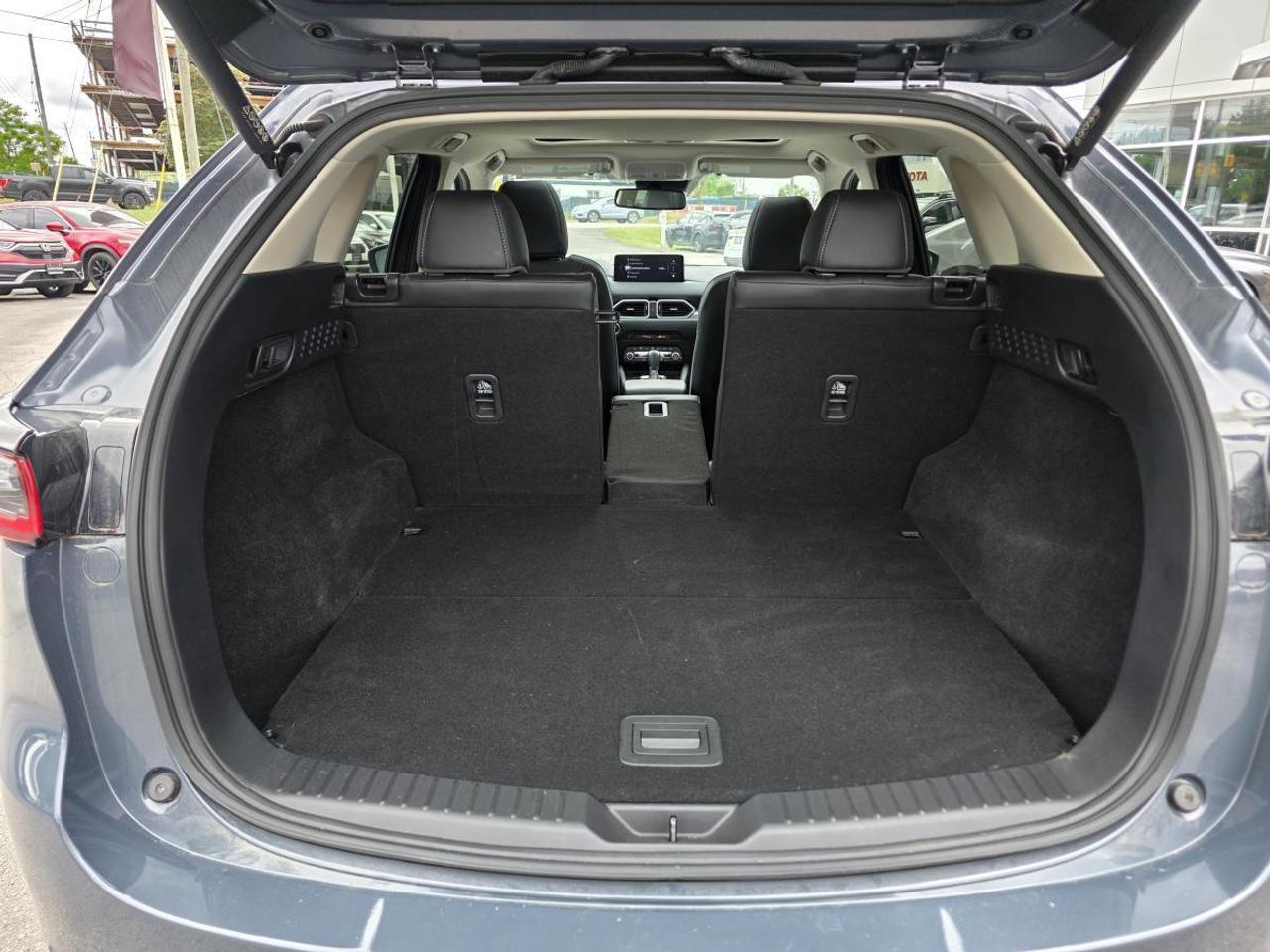 2024 Mazda CX-5 AWD SUNROOF 1 OWNER Photo