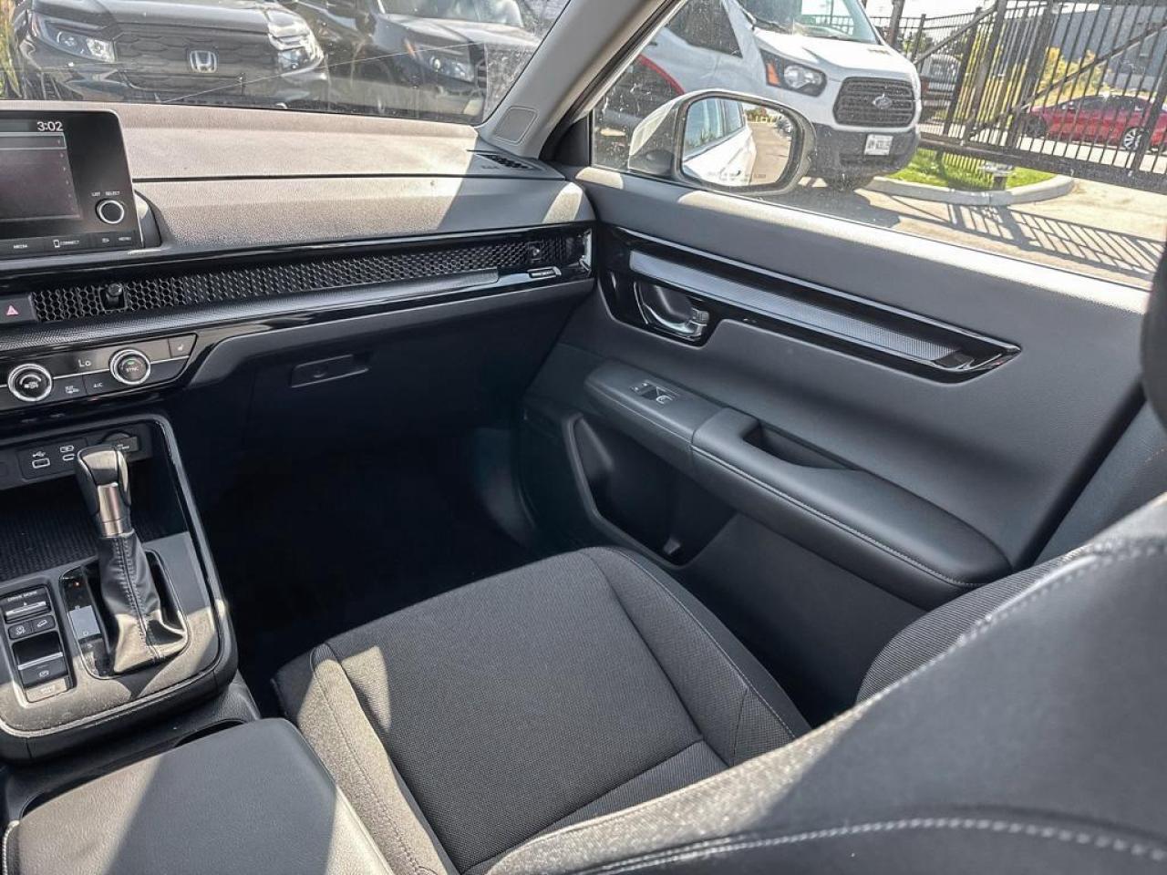 2025 Honda CR-V Sport Photo