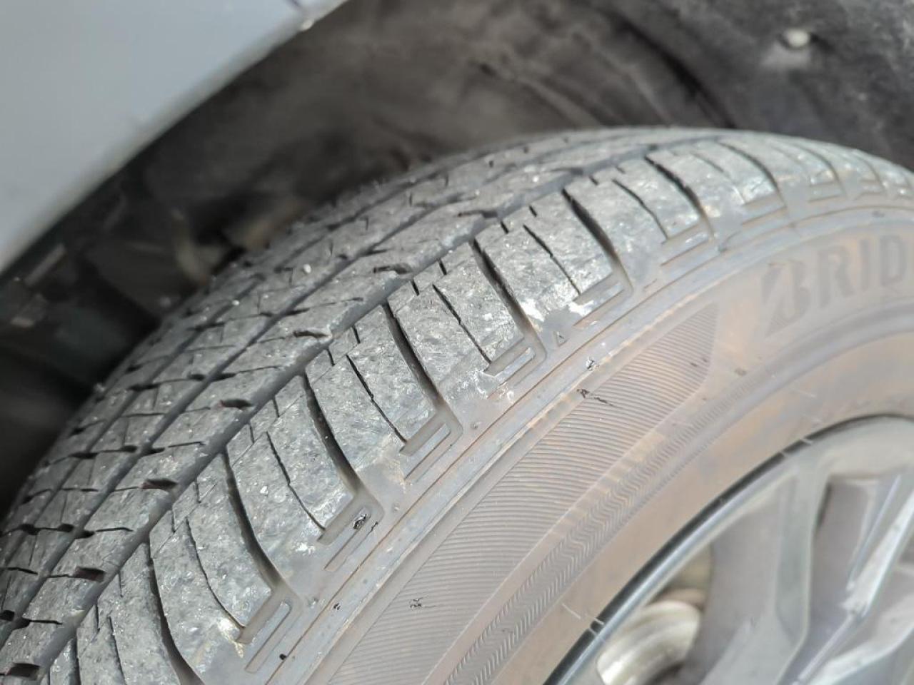 2025 Honda CR-V Hybrid EX-L Photo