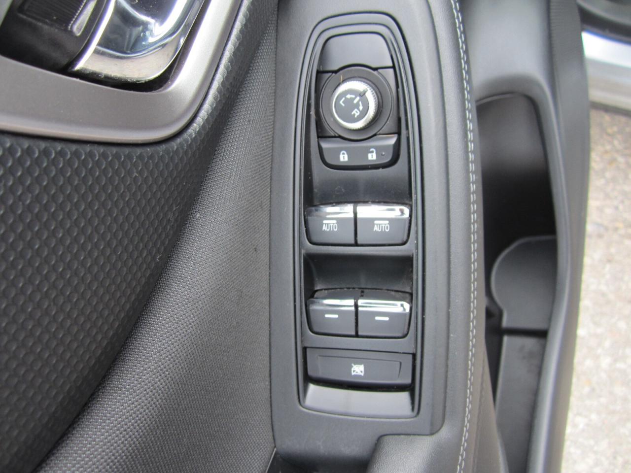 2022 Subaru Forester Touring Pano Roof One Owner No Accidents Photo