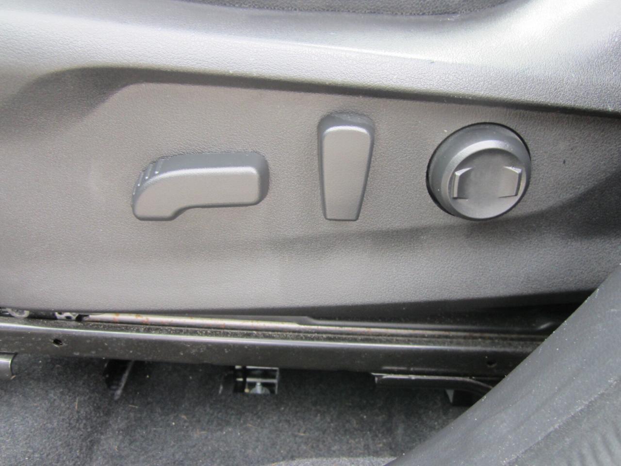 2022 Subaru Forester Touring Pano Roof One Owner No Accidents Photo