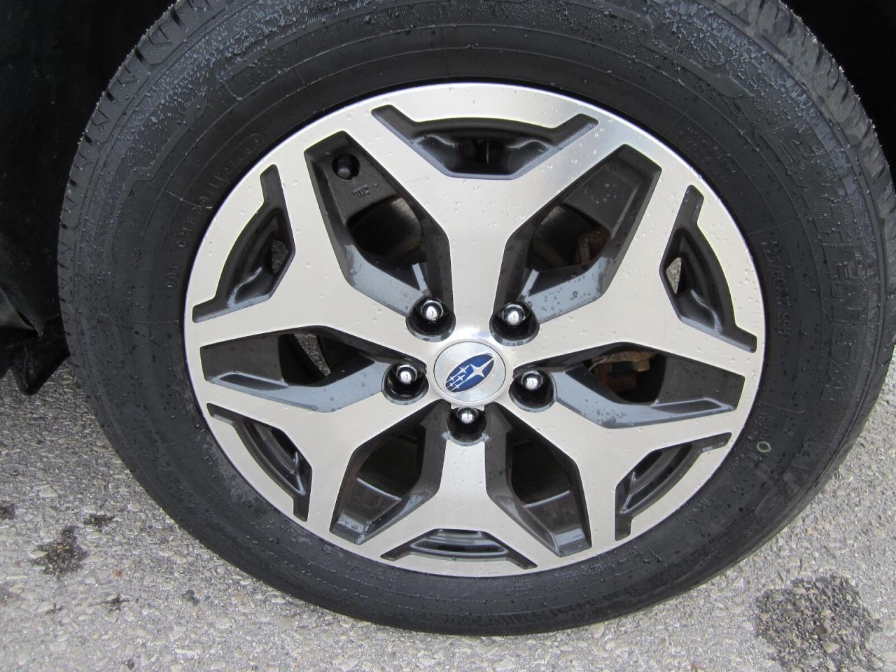 2022 Subaru Forester Touring Pano Roof One Owner No Accidents Photo