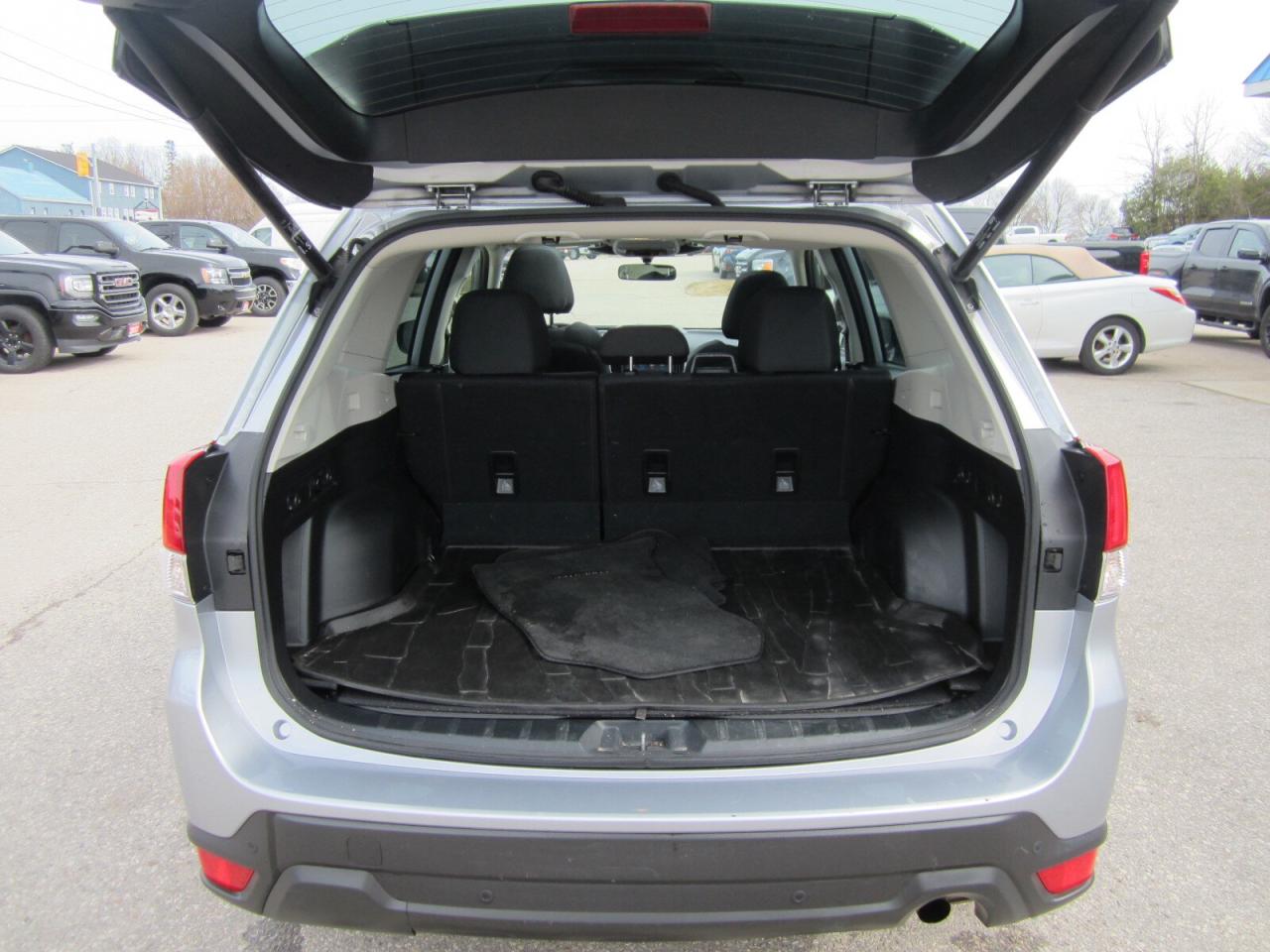 2022 Subaru Forester Touring Pano Roof One Owner No Accidents Photo