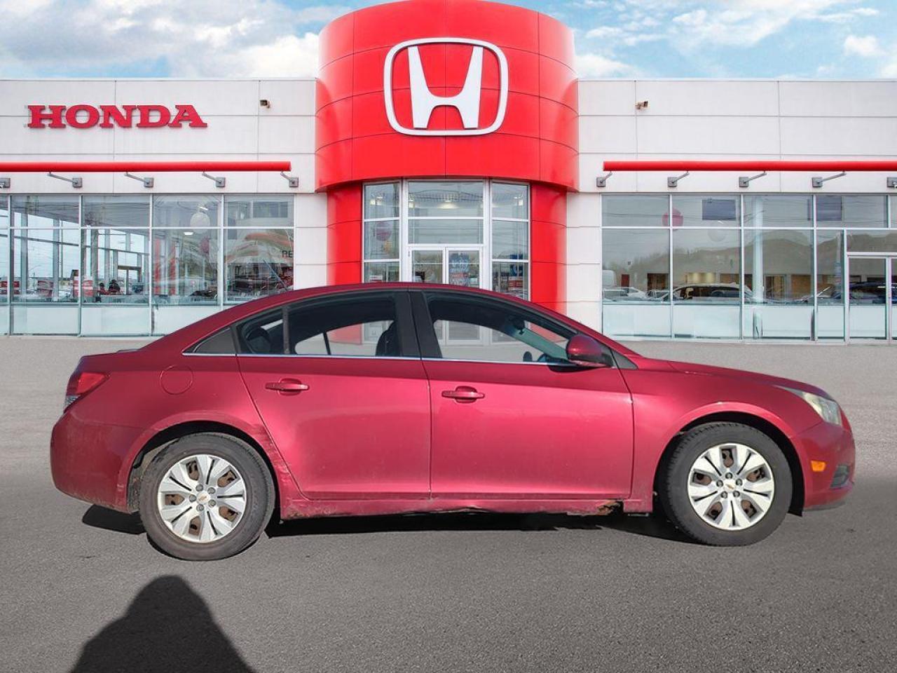 2012 Chevrolet Cruze LT Turbo Photo