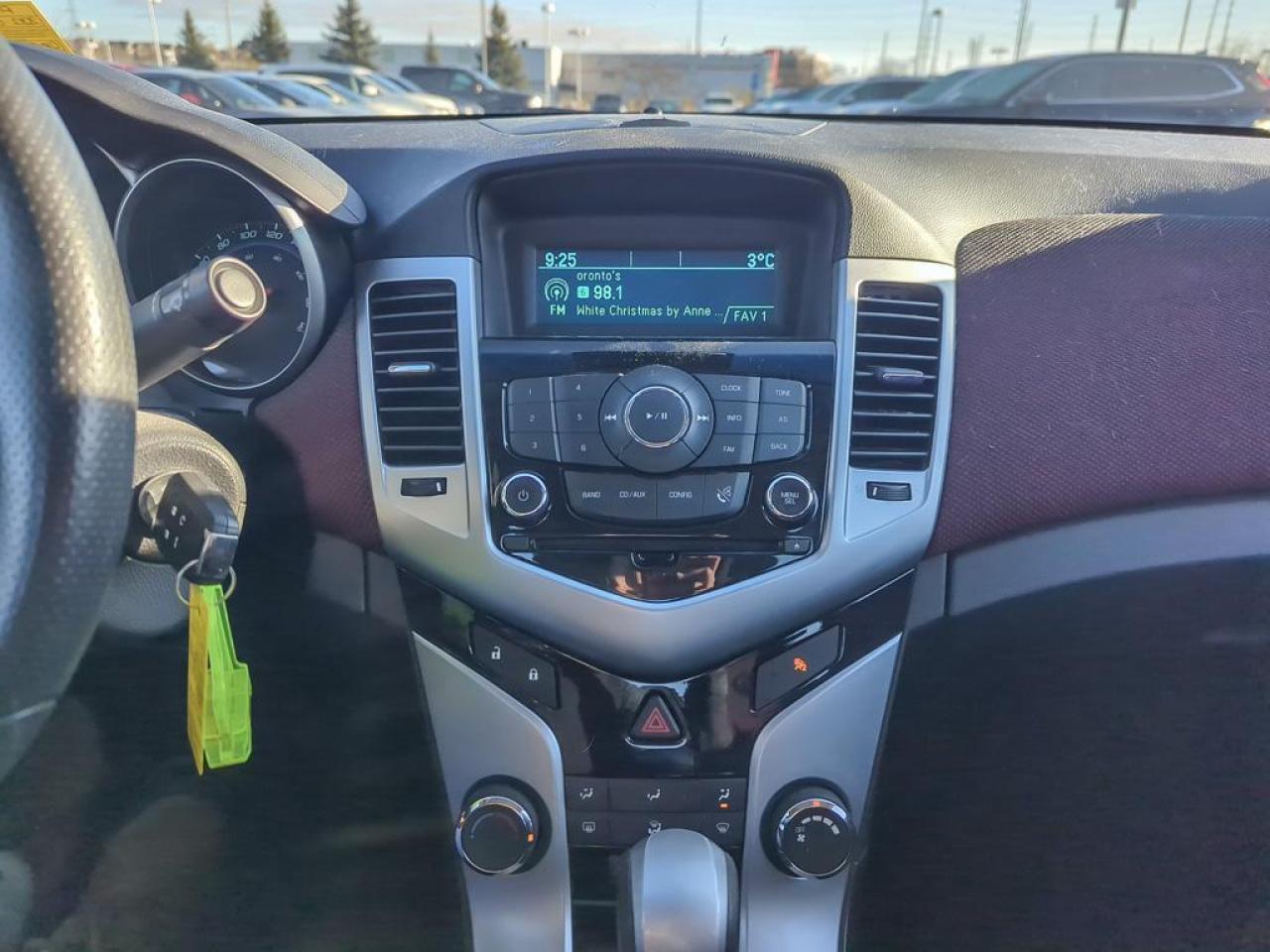 2012 Chevrolet Cruze LT Turbo Photo