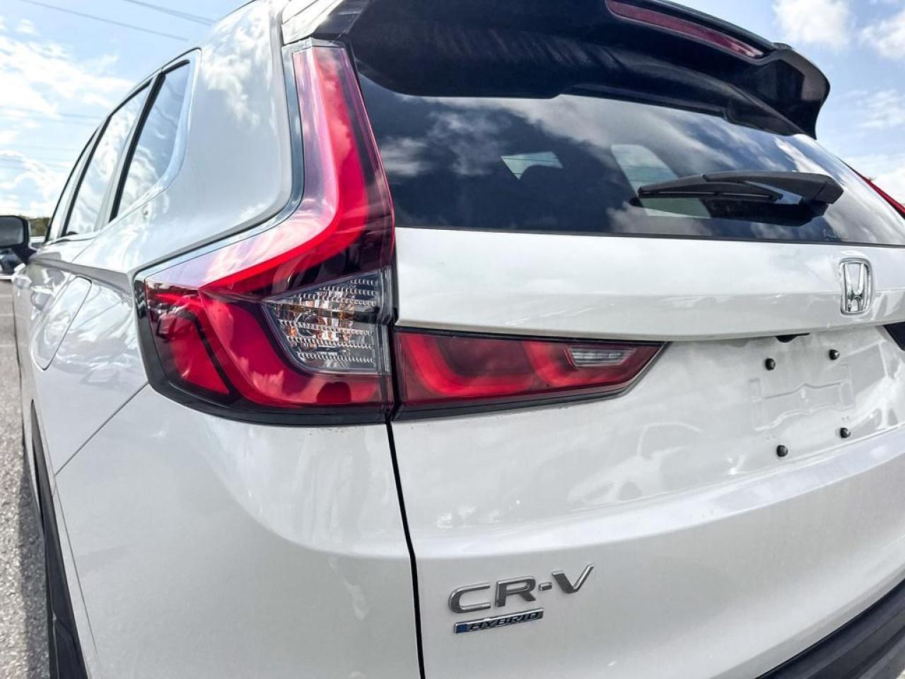 2025 Honda CR-V Hybrid Touring Photo