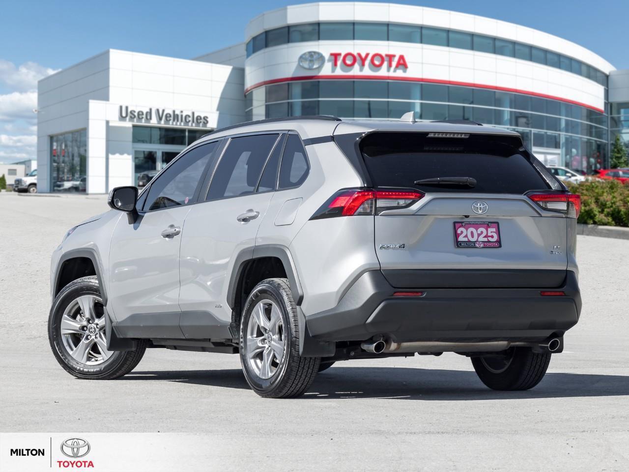 2025 Toyota RAV4 Hybrid HEATED SEATS BLIND SPOT ONE OWNER TCUV LE Photo