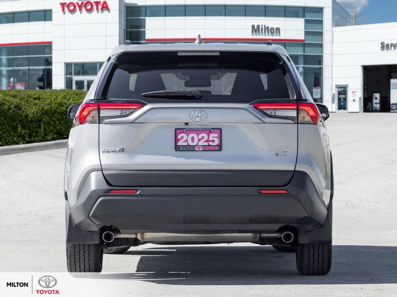 2025 Toyota RAV4 Hybrid HEATED SEATS BLIND SPOT ONE OWNER TCUV LE Photo