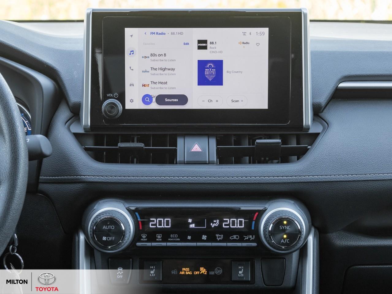 2025 Toyota RAV4 Hybrid HEATED SEATS BLIND SPOT ONE OWNER TCUV LE Photo