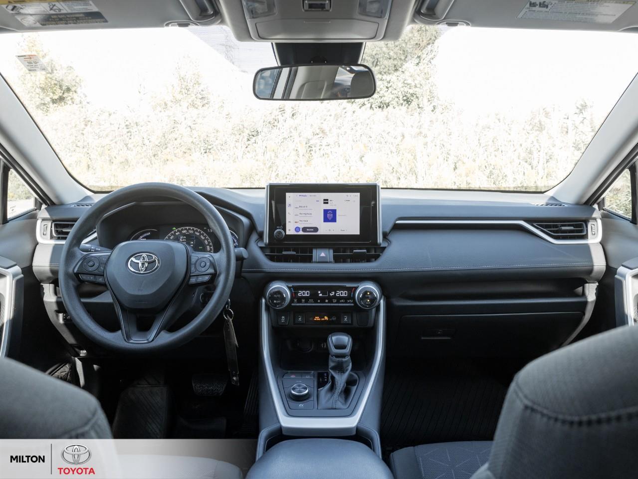 2025 Toyota RAV4 Hybrid HEATED SEATS BLIND SPOT ONE OWNER TCUV LE Photo