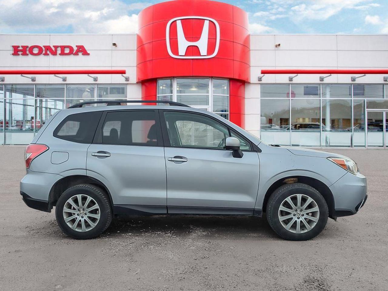 2016 Subaru Forester 2.5i Photo