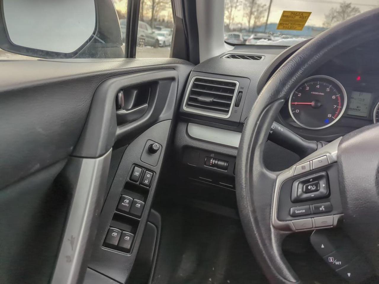 2016 Subaru Forester 2.5i Photo