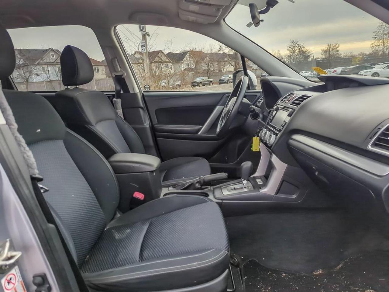 2016 Subaru Forester 2.5i Photo