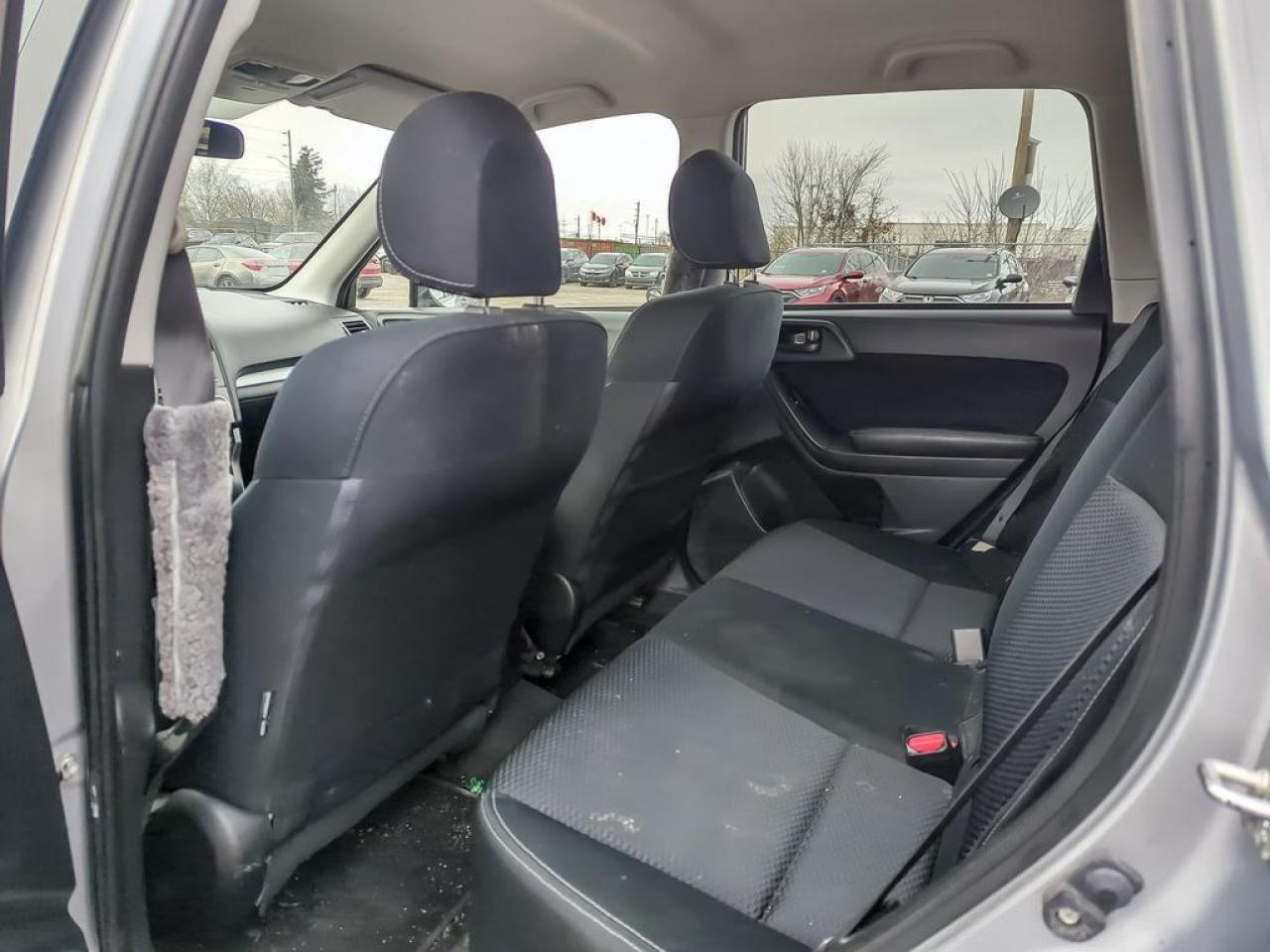 2016 Subaru Forester 2.5i Photo