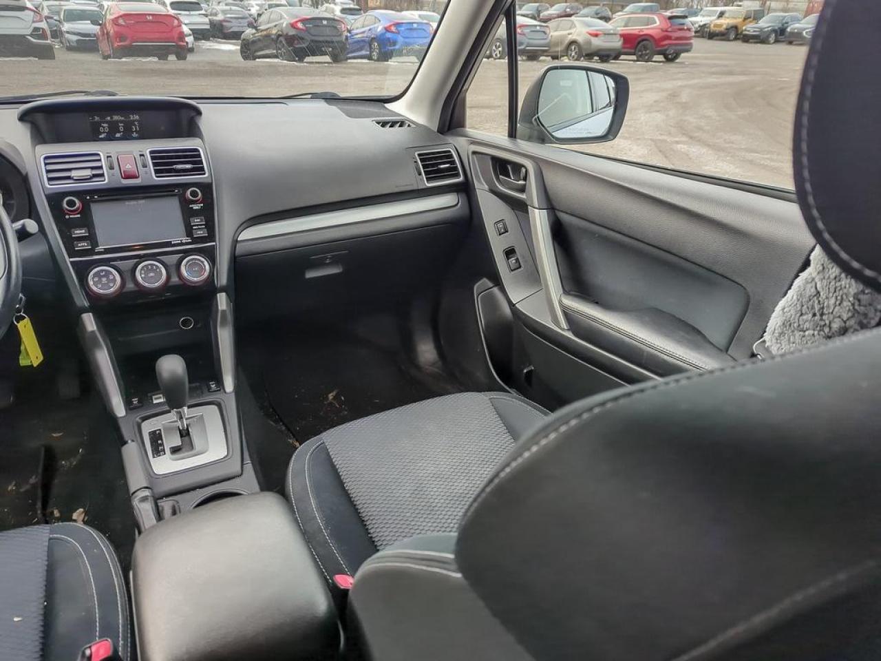 2016 Subaru Forester 2.5i Photo