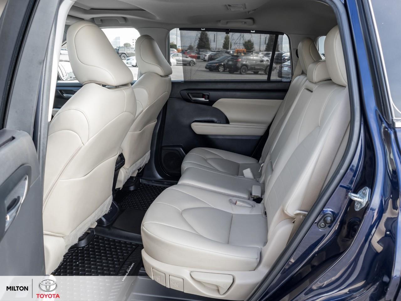 2023 Toyota Highlander LEATHER SUNROOF BLIND SPOT 8 PASSENGER XLE Photo