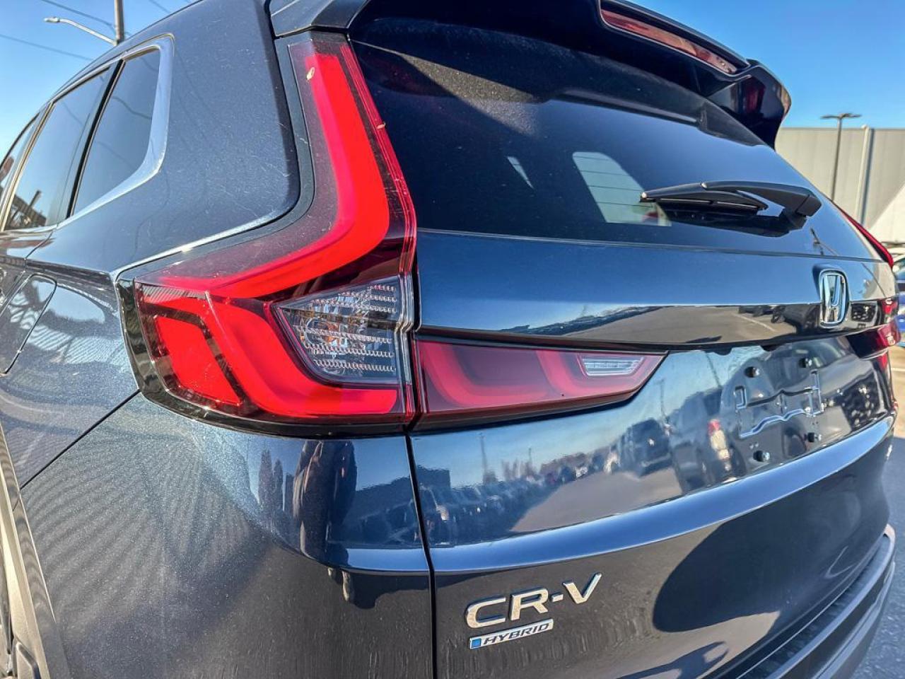 2025 Honda CR-V Hybrid Touring Photo