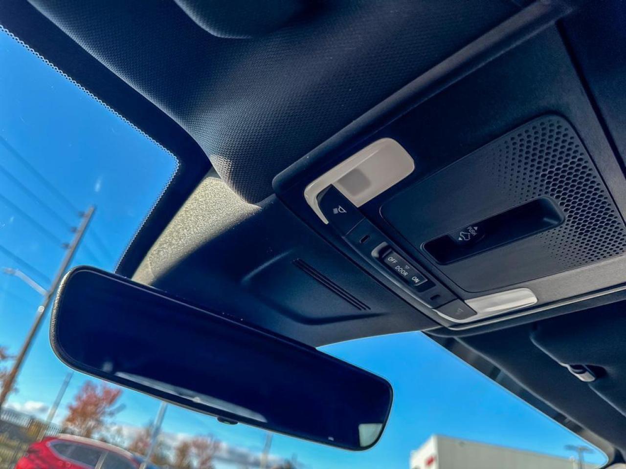 2025 Honda CR-V Hybrid Touring Photo