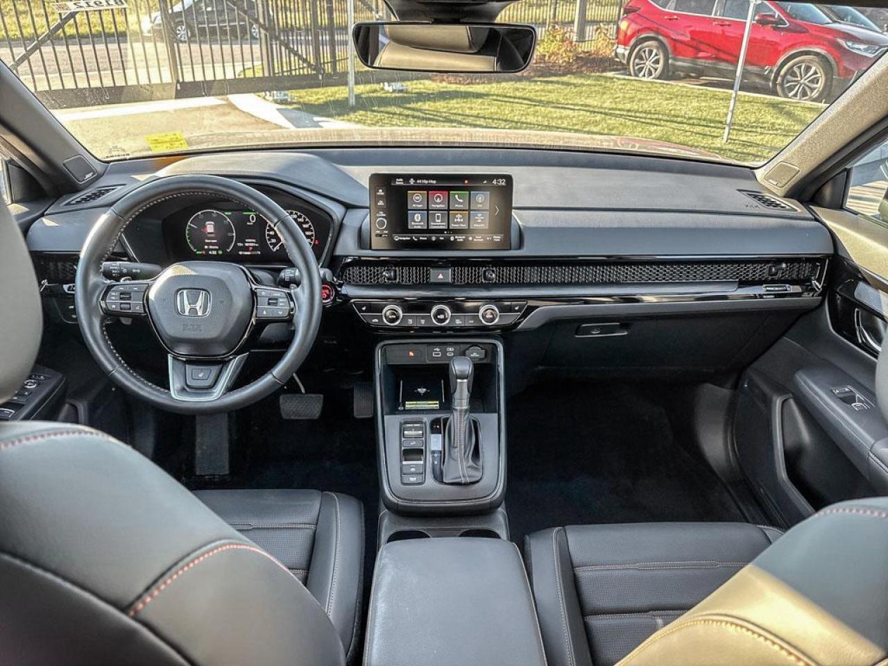 2025 Honda CR-V Hybrid Touring Photo