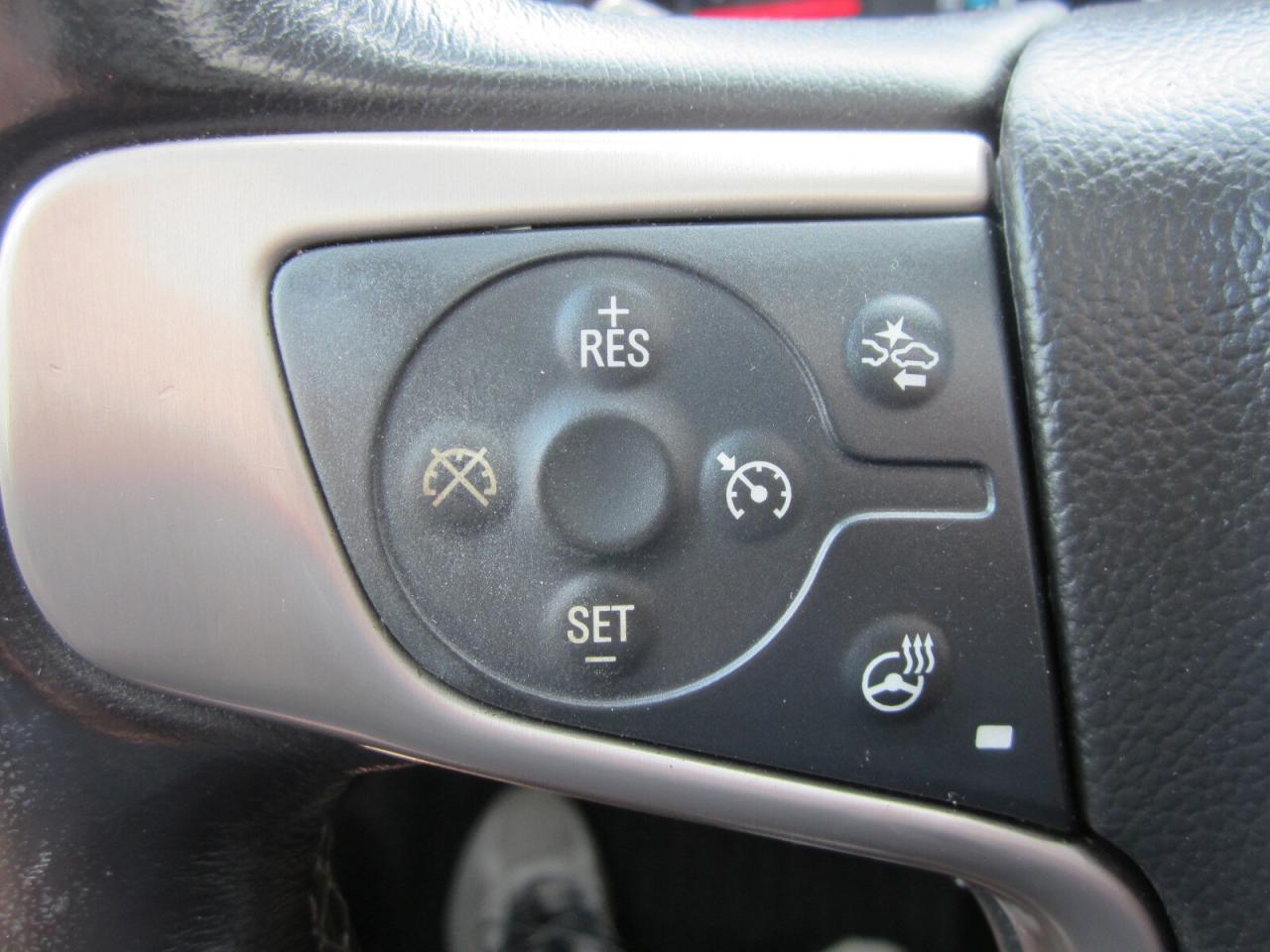 2018 GMC Sierra 1500 4WD Crew Cab 153.0  Denali NO ACCIDENTS Photo